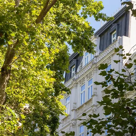 Valverde Hotel&garden - Relais&chateaux